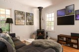 https://images.listonce.com.au/custom/160x/listings/2-tessiers-road-daylesford-vic-3460/116/01896116_img_06.jpg?FDI9VhzzTkI