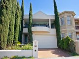 https://images.listonce.com.au/custom/160x/listings/2-the-strand-williamstown-vic-3016/702/01202702_img_01.jpg?JGq7pjSRsdw