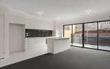 https://images.listonce.com.au/custom/160x/listings/2-toby-place-mooroolbark-vic-3138/962/01699962_img_06.jpg?nTPKYH6T2ak