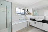 https://images.listonce.com.au/custom/160x/listings/2-tobys-lane-mount-martha-vic-3934/596/01635596_img_13.jpg?qgQEBQTUaf0