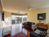 https://images.listonce.com.au/custom/160x/listings/2-tony-place-mooroolbark-vic-3138/174/01524174_img_05.jpg?W9dq51FhKPQ