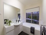 https://images.listonce.com.au/custom/160x/listings/2-tony-place-mooroolbark-vic-3138/174/01524174_img_13.jpg?OxI3sac_up8