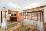 https://images.listonce.com.au/custom/160x/listings/2-tulip-court-doncaster-east-vic-3109/955/01935955_img_06.jpg?fgx7fEFhnmQ