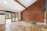 https://images.listonce.com.au/custom/160x/listings/2-tulip-court-doncaster-east-vic-3109/955/01935955_img_07.jpg?Z9zUllSrJT0