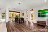 https://images.listonce.com.au/custom/160x/listings/2-tusmore-place-mulgrave-vic-3170/097/01661097_img_04.jpg?qpcLQORGWQM