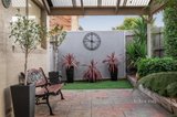 https://images.listonce.com.au/custom/160x/listings/2-ungara-close-eltham-north-vic-3095/199/01450199_img_18.jpg?4vvQEP0E8mU