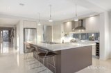 https://images.listonce.com.au/custom/160x/listings/2-union-road-surrey-hills-vic-3127/121/01739121_img_07.jpg?xqv8zJHz7eQ