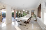 https://images.listonce.com.au/custom/160x/listings/2-union-road-surrey-hills-vic-3127/121/01739121_img_08.jpg?cZEgoRtA7yg