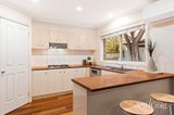 https://images.listonce.com.au/custom/160x/listings/2-vanessa-court-warranwood-vic-3134/200/01783200_img_07.jpg?ztWM0nZE9_o