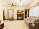 https://images.listonce.com.au/custom/160x/listings/2-vista-avenue-ringwood-east-vic-3135/702/01524702_img_03.jpg?CBPtxlHEXQE