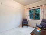 https://images.listonce.com.au/custom/160x/listings/2-vista-avenue-ringwood-east-vic-3135/702/01524702_img_08.jpg?X-l-2PabaTk