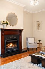 https://images.listonce.com.au/custom/160x/listings/2-waldau-court-doncaster-vic-3108/308/01990308_img_04.jpg?ZiOdwY7mk9w