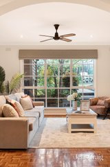 https://images.listonce.com.au/custom/160x/listings/2-waldau-court-doncaster-vic-3108/308/01990308_img_06.jpg?UZuGfnpdRS4
