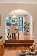 https://images.listonce.com.au/custom/160x/listings/2-waldau-court-doncaster-vic-3108/308/01990308_img_10.jpg?pWvEEAaD4L8