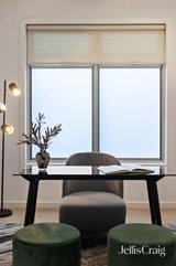 https://images.listonce.com.au/custom/160x/listings/2-waterside-place-maribyrnong-vic-3032/947/01898947_img_08.jpg?epNbp6d6C-Y