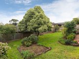 https://images.listonce.com.au/custom/160x/listings/2-wembley-close-mooroolbark-vic-3138/545/01524545_img_05.jpg?-QsC5obn0mw