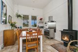 https://images.listonce.com.au/custom/160x/listings/2-whybrow-street-franklinford-vic-3461/285/00586285_img_12.jpg?00DhnP_rDJA