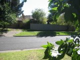 https://images.listonce.com.au/custom/160x/listings/2-william-road-croydon-vic-3136/233/01525233_img_05.jpg?RnZ-pVhbW8k