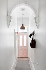 https://images.listonce.com.au/custom/160x/listings/2-wimble-street-northcote-vic-3070/925/01115925_img_11.jpg?1aFKPcrOPRI
