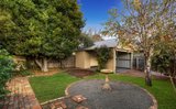 https://images.listonce.com.au/custom/160x/listings/2-winter-street-east-geelong-vic-3219/737/01578737_img_16.jpg?BXefKZc079A