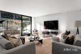 https://images.listonce.com.au/custom/160x/listings/2-woodlands-close-park-orchards-vic-3114/858/01907858_img_05.jpg?PS-CdGorTMc