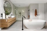 https://images.listonce.com.au/custom/160x/listings/2-woodlands-close-park-orchards-vic-3114/858/01907858_img_19.jpg?Gbtx29rR4bI