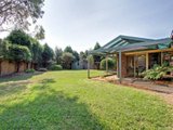 https://images.listonce.com.au/custom/160x/listings/2-woodlea-place-ferntree-gully-vic-3156/297/01525297_img_03.jpg?pwwg5wowiWU