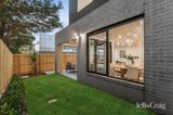 https://images.listonce.com.au/custom/160x/listings/2-zander-court-doncaster-vic-3108/316/01871316_img_16.jpg?aKclsGEamnU