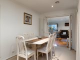 https://images.listonce.com.au/custom/160x/listings/2-zina-grove-mooroolbark-vic-3138/522/01524522_img_03.jpg?7QaWTcBr0yw