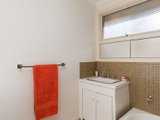 https://images.listonce.com.au/custom/160x/listings/2-zina-grove-mooroolbark-vic-3138/522/01524522_img_10.jpg?zZZlOErW59Y