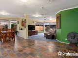 https://images.listonce.com.au/custom/160x/listings/20-arwon-court-lilydale-vic-3140/529/01526529_img_08.jpg?4zPMz-rAceE