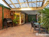 https://images.listonce.com.au/custom/160x/listings/20-arwon-court-lilydale-vic-3140/529/01526529_img_18.jpg?QRNB1Y58nXU