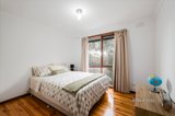 https://images.listonce.com.au/custom/160x/listings/20-ashton-avenue-mooroolbark-vic-3138/416/01686416_img_07.jpg?qtYYuOBB3d0