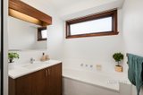 https://images.listonce.com.au/custom/160x/listings/20-ashton-avenue-mooroolbark-vic-3138/416/01686416_img_08.jpg?3EoiKtD609k