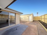 https://images.listonce.com.au/custom/160x/listings/20-beveridge-circuit-armstrong-creek-vic-3217/200/01907200_img_07.jpg?pytjQteU1To