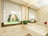 https://images.listonce.com.au/custom/160x/listings/20-braemar-court-newtown-vic-3220/193/01699193_img_07.jpg?276z1ZMq4eQ