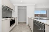https://images.listonce.com.au/custom/160x/listings/20-brewster-street-alfredton-vic-3350/559/01938559_img_05.jpg?F9Z_AcLaNsk