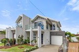 https://images.listonce.com.au/custom/160x/listings/20-bruce-street-newport-vic-3015/707/01818707_img_15.jpg?_d7J0lgbIGU