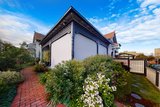 https://images.listonce.com.au/custom/160x/listings/20-bryant-street-flemington-vic-3031/565/01581565_img_10.jpg?Clw24ts9aUM