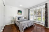 https://images.listonce.com.au/custom/160x/listings/20-canova-drive-glen-waverley-vic-3150/523/01134523_img_09.jpg?mP1i_ExywJQ