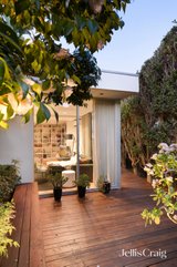 https://images.listonce.com.au/custom/160x/listings/20-carinya-road-bentleigh-east-vic-3165/510/01748510_img_16.jpg?o6H88WfcjnQ