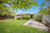 https://images.listonce.com.au/custom/160x/listings/20-carmarthen-drive-corio-vic-3214/405/01904405_img_05.jpg?ldp95_Kktnc