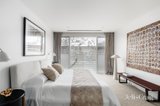 https://images.listonce.com.au/custom/160x/listings/20-caroline-street-south-south-yarra-vic-3141/782/01974782_img_06.jpg?cT_KjibLYAo