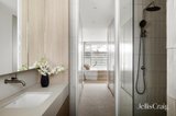 https://images.listonce.com.au/custom/160x/listings/20-caroline-street-south-south-yarra-vic-3141/782/01974782_img_08.jpg?MZjj6dt8T8I