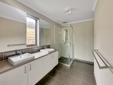 https://images.listonce.com.au/custom/160x/listings/20-chucklecreek-lane-armstrong-creek-vic-3217/512/01601512_img_02.jpg?MFhHvgbGpyE