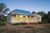 https://images.listonce.com.au/custom/160x/listings/20-commissioners-gully-road-chewton-vic-3451/444/01703444_img_01.jpg?LqiOx2RxOmw