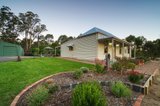 https://images.listonce.com.au/custom/160x/listings/20-commissioners-gully-road-chewton-vic-3451/444/01703444_img_04.jpg?YFaGm7xkgYs