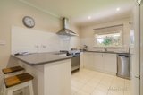 https://images.listonce.com.au/custom/160x/listings/20-commissioners-gully-road-chewton-vic-3451/459/00616459_img_09.jpg?8XKJoqbAdg8