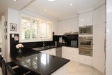 https://images.listonce.com.au/custom/160x/listings/20-coromandel-court-bulleen-vic-3105/452/01899452_img_07.jpg?miGDCgkQ1ZU