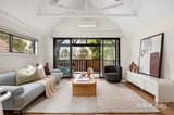https://images.listonce.com.au/custom/160x/listings/20-dean-street-moonee-ponds-vic-3039/293/01849293_img_02.jpg?uStnlcof3xo